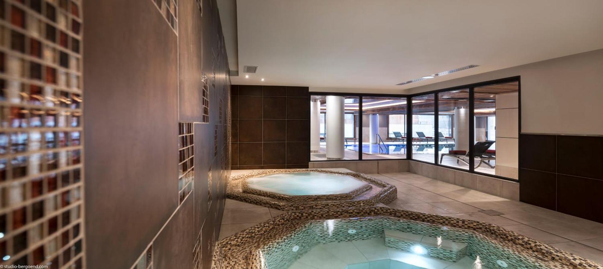 Apart-hotel Mgm & Residences - Le Cristal De Jade