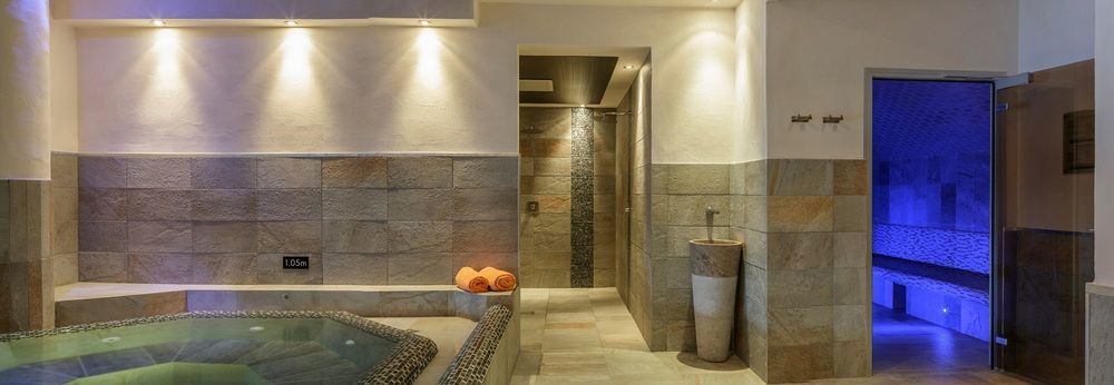 Apart-hotel Mgm & Residences - Le Cristal De Jade